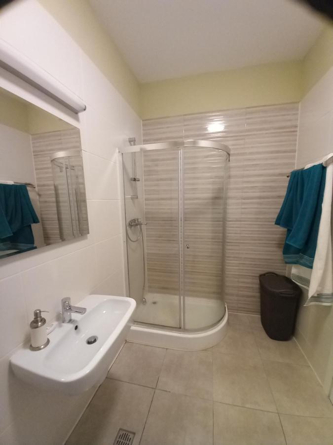 Herastrau Apartment Boekarest Buitenkant foto